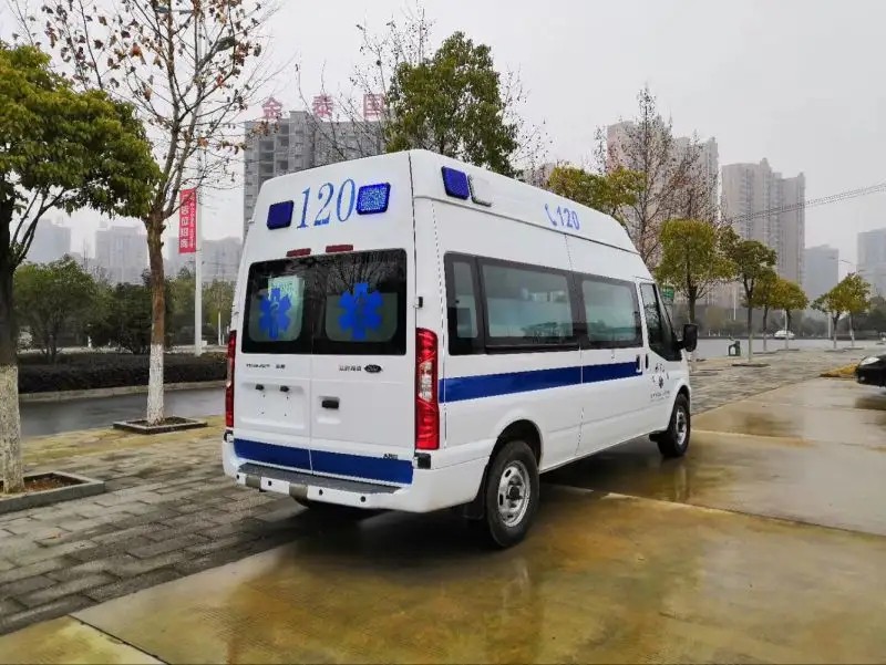 九龙县救护车转运